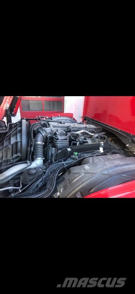 Scania P 280 Фургони