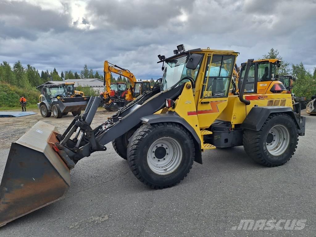 Wille 855 Фронтальні навантажувачі