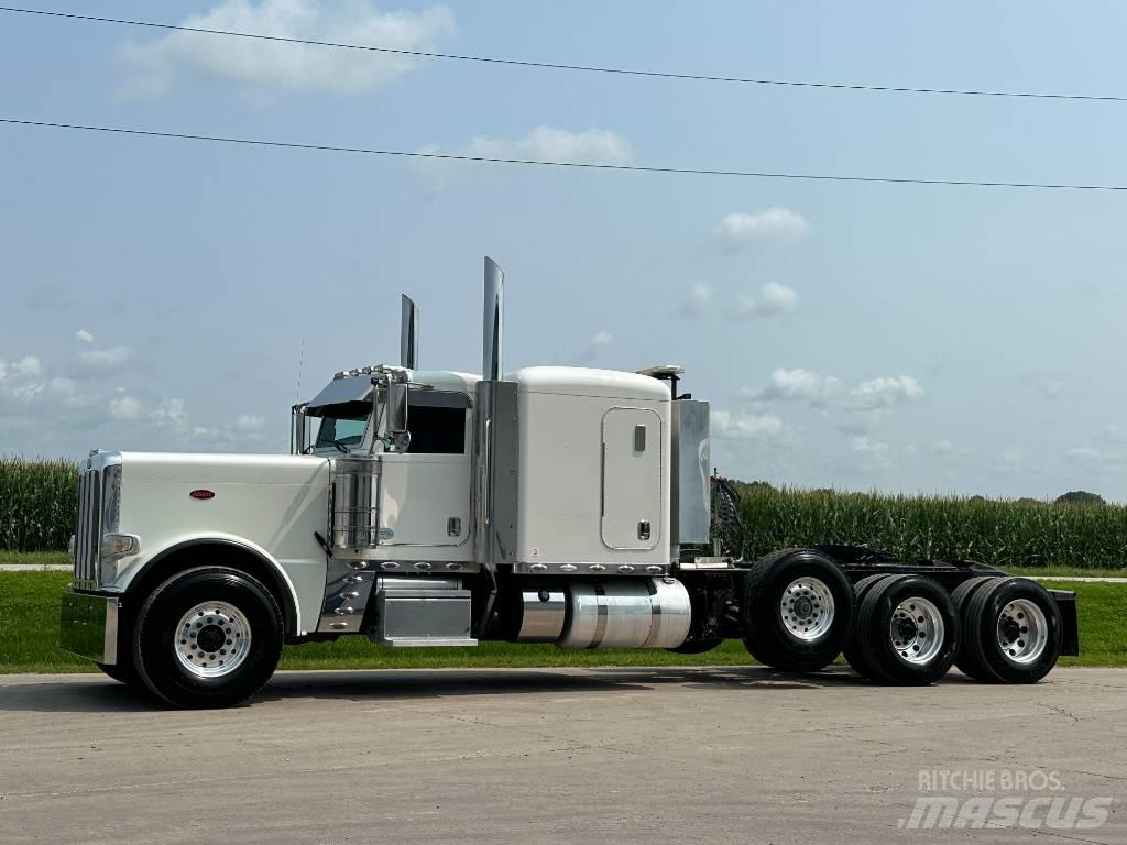 Peterbilt 389 Тягачі