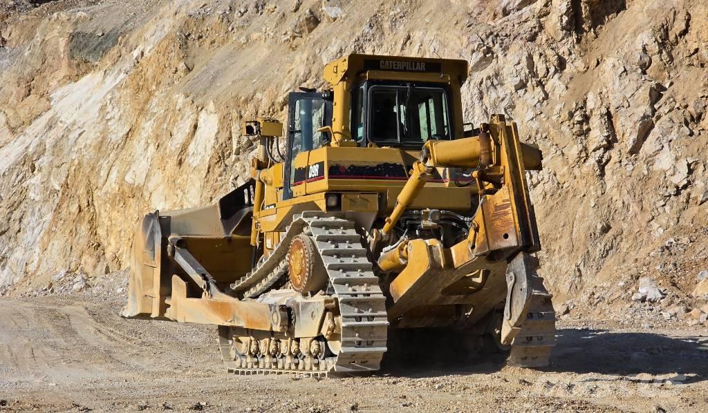 CAT D9R Гусеничні бульдозери