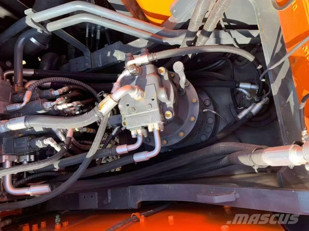 Doosan 300-7 Гусеничні екскаватори