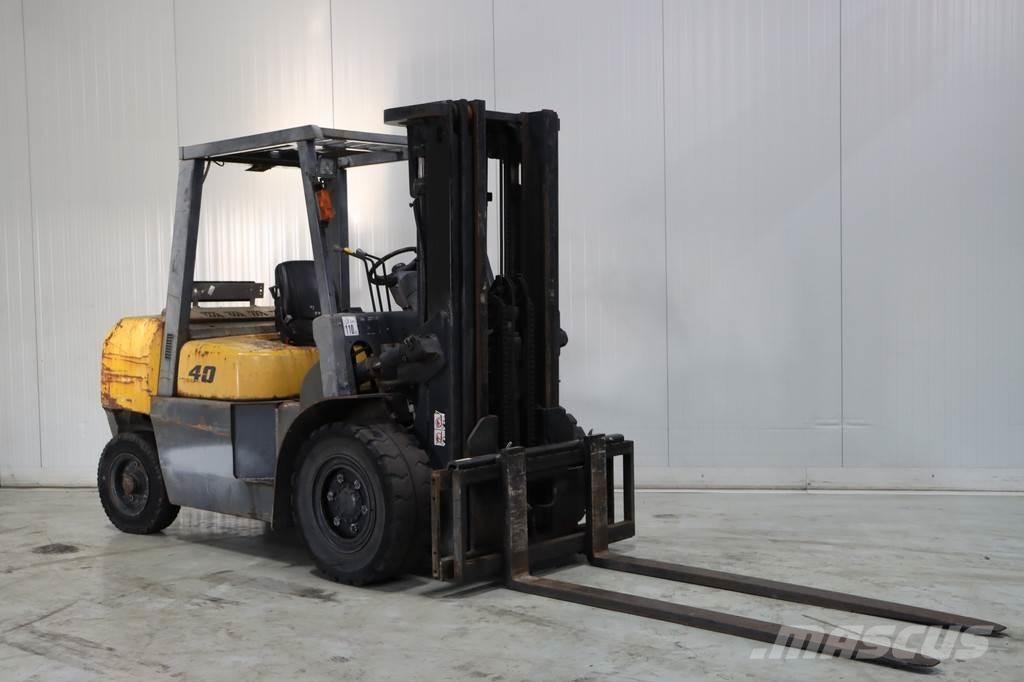 TCM FD40T2 Дизельні навантажувачі