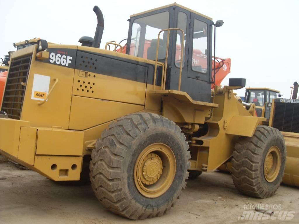 CAT 966 F Фронтальні навантажувачі