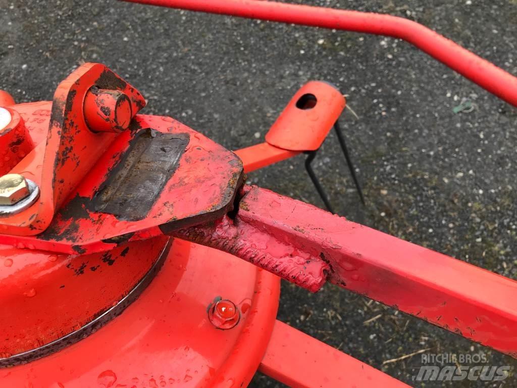 Kuhn GF 7601 MH Граблі і сінозворушувачі
