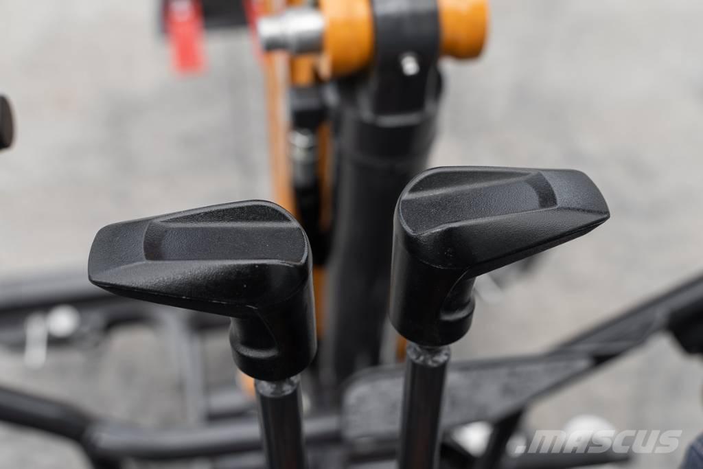 CASE CX 15 EV Міні-екскаватори < 7т