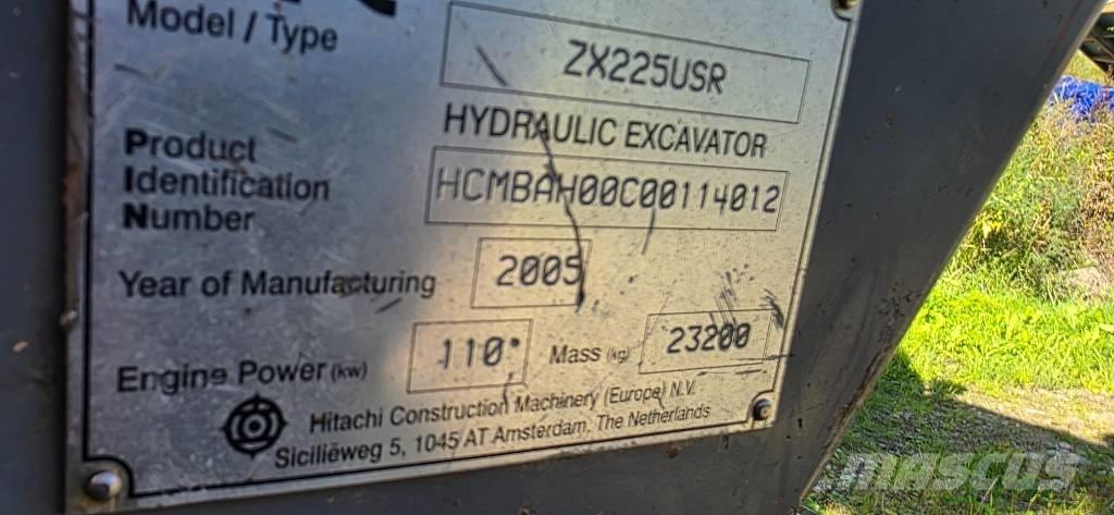 Hitachi ZX 225 USR Гусеничні екскаватори