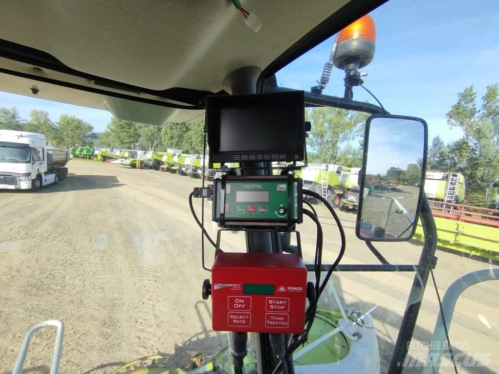 CLAAS Jaguar 870 Кормозбиральні комбайни