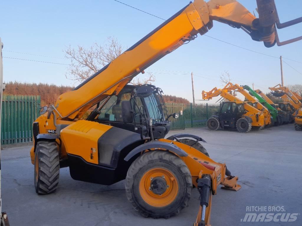 JCB 540-140 Телескопічні навантажувачі