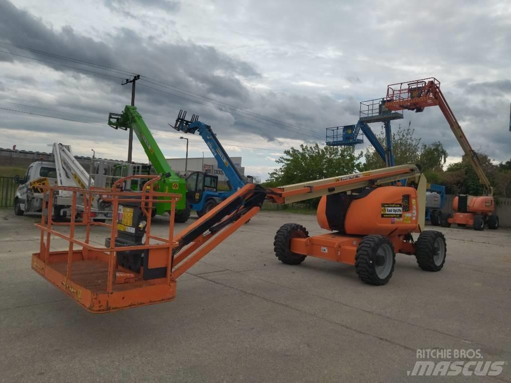 JLG 600 AJ Колінчаті підйомники