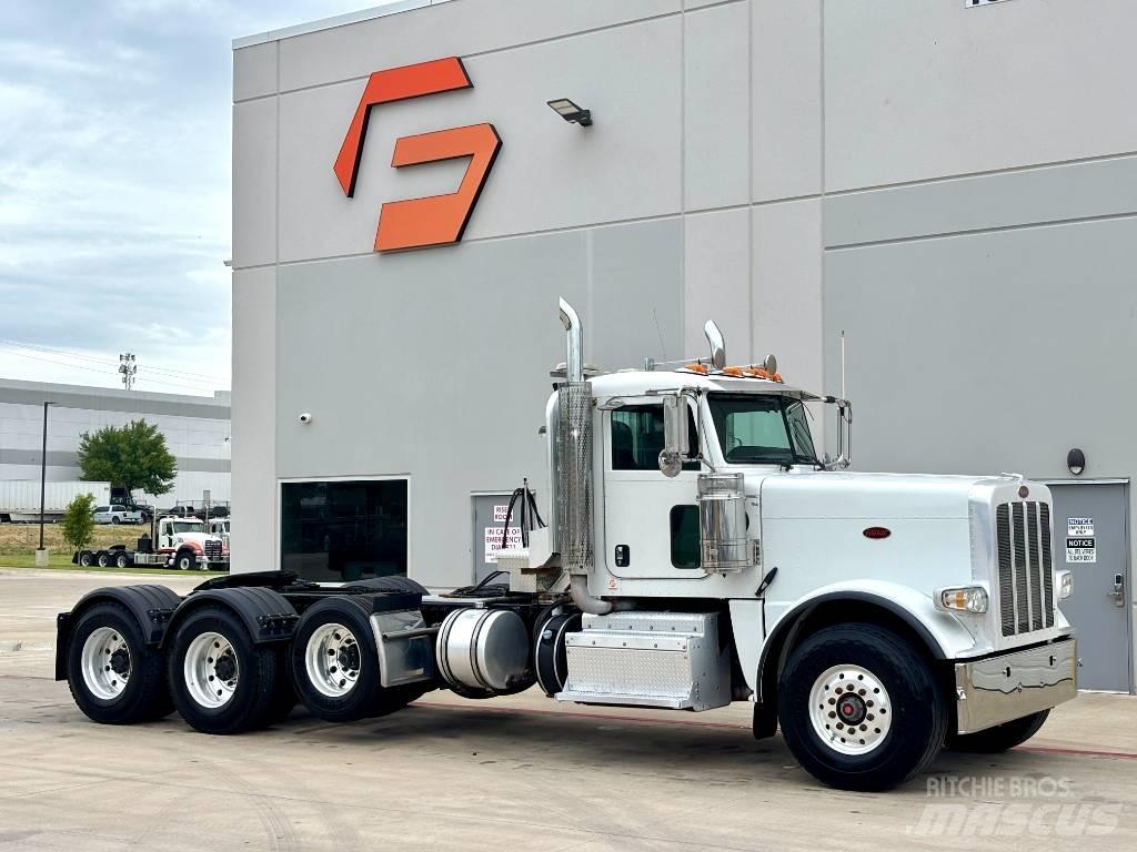 Peterbilt 388 Тягачі
