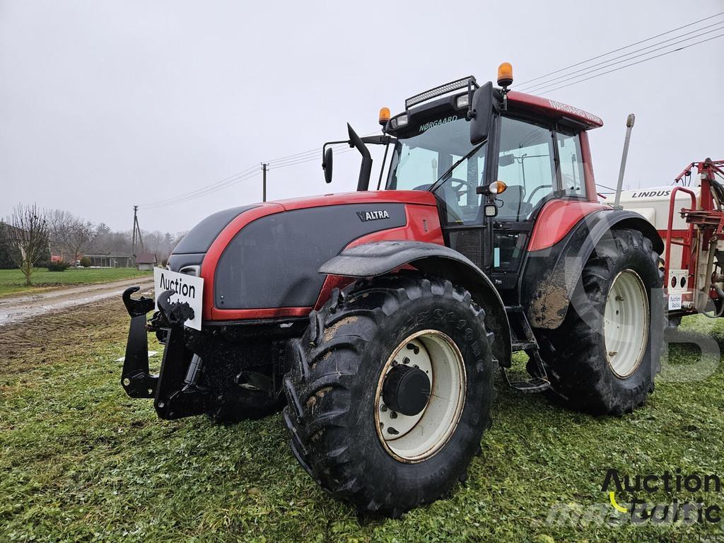 Valtra T190 Трактори