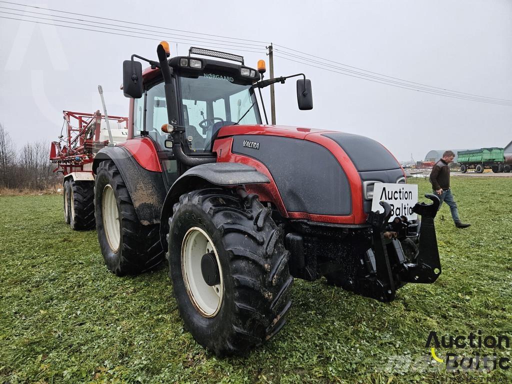 Valtra T190 Трактори