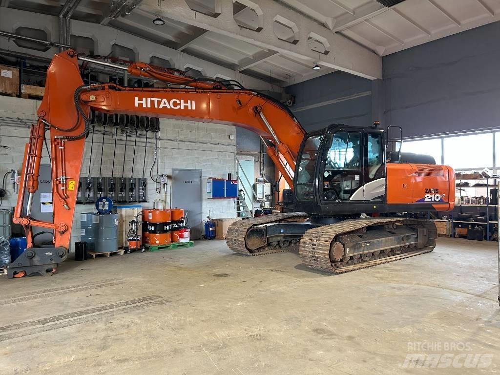 Hitachi ZX 210 LC-6 Гусеничні екскаватори