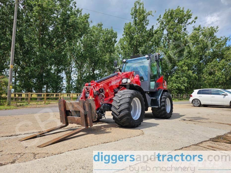 Schäffer 6680T Фронтальні навантажувачі