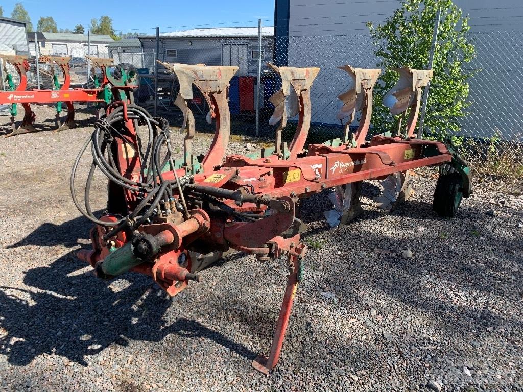 Kverneland EG85 Реверсивні плуги