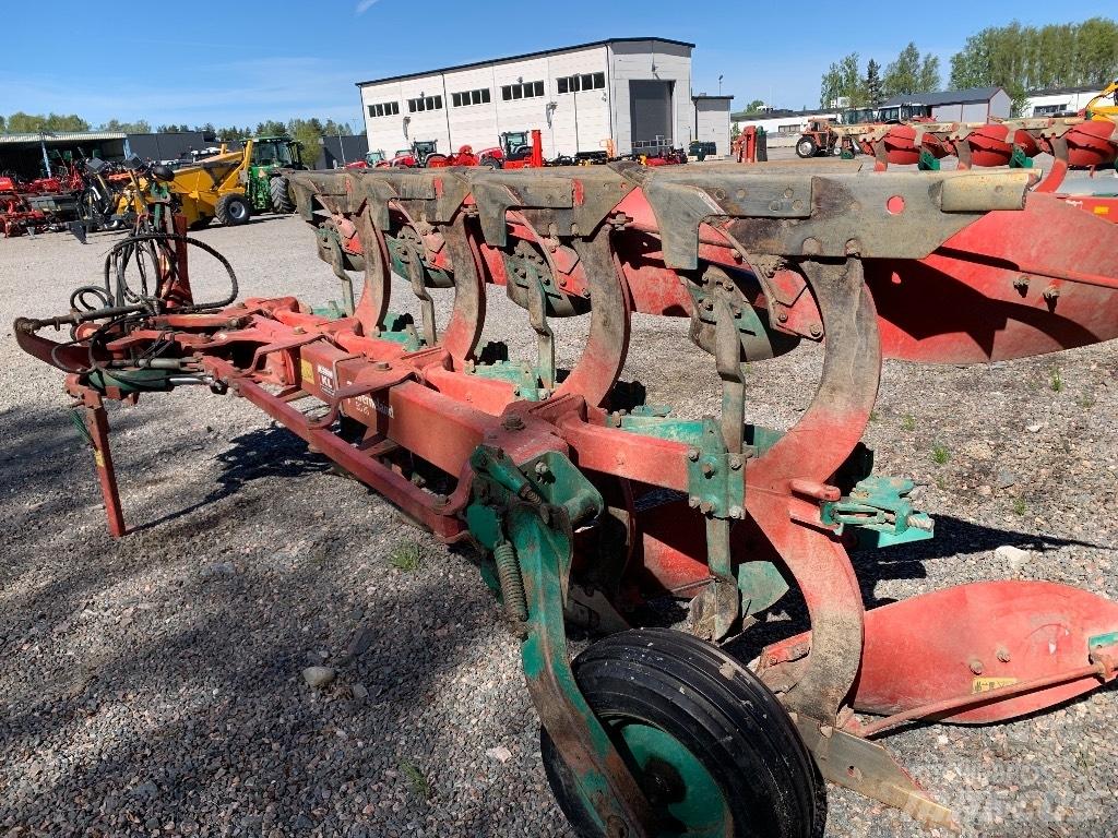 Kverneland EG85 Реверсивні плуги