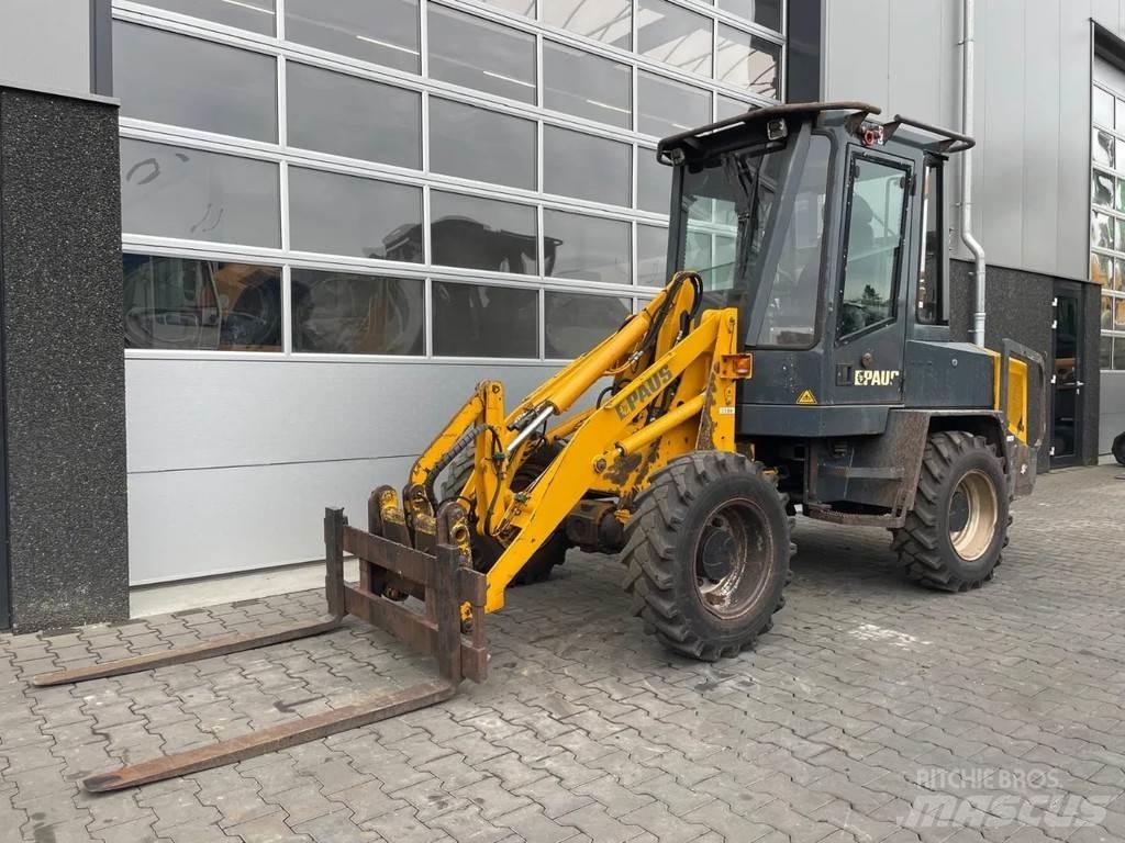 Paus RL552 Фронтальні навантажувачі