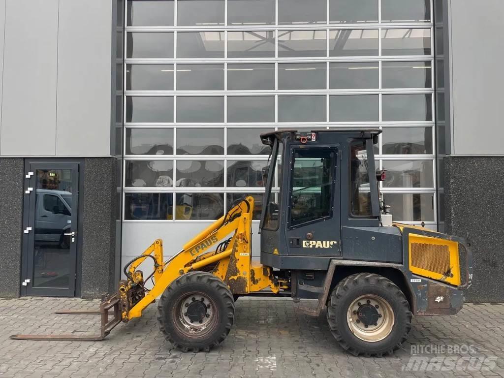 Paus RL552 Фронтальні навантажувачі