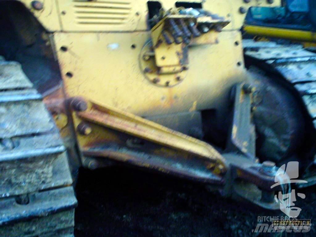 CAT D 8 K Гусеничні бульдозери