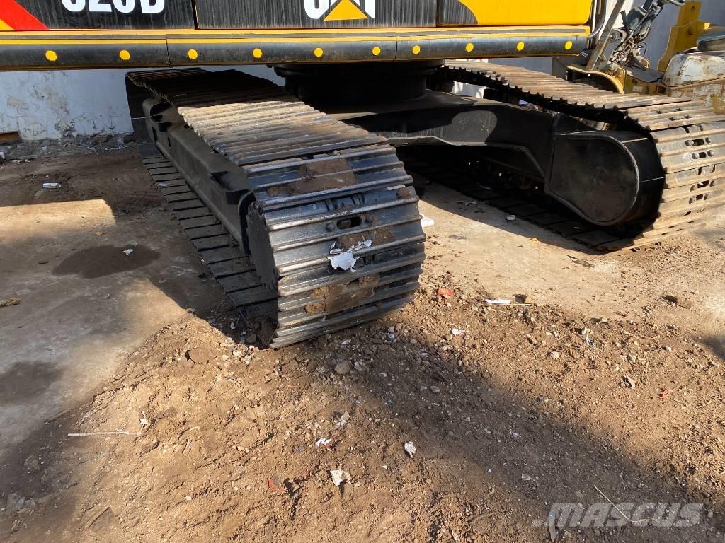 CAT 320 D Гусеничні екскаватори