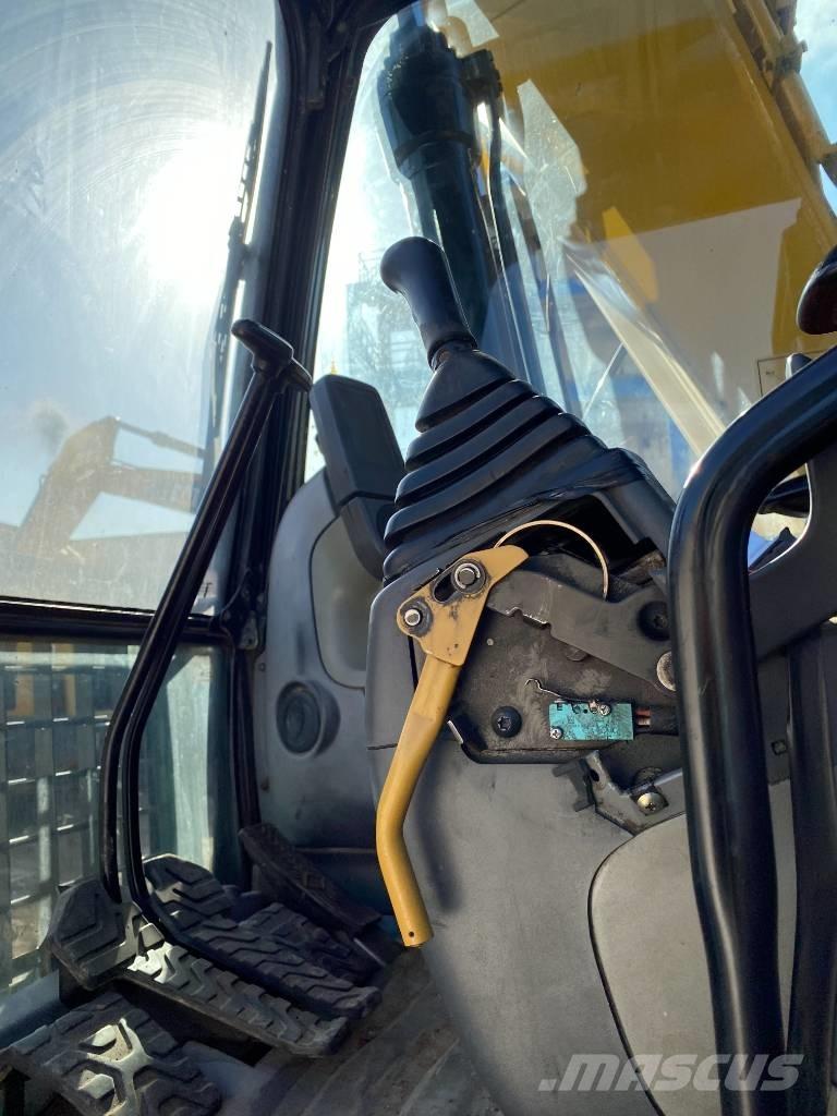 CAT 320 D Гусеничні екскаватори