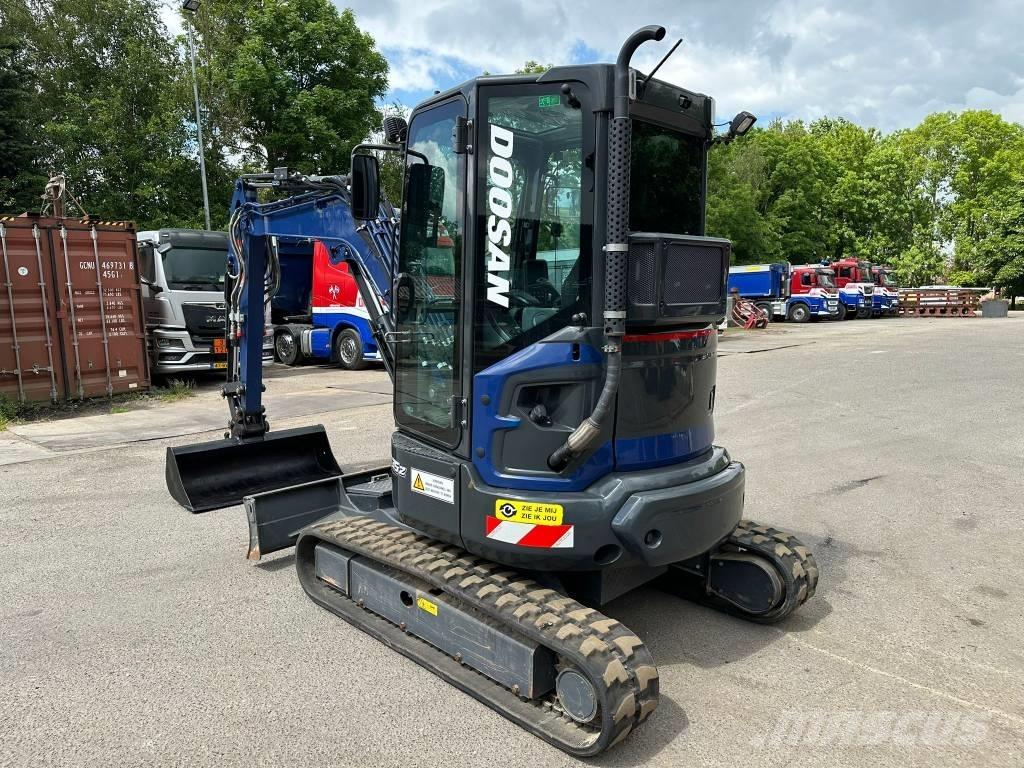 Doosan DX 35 Z Міні-екскаватори < 7т
