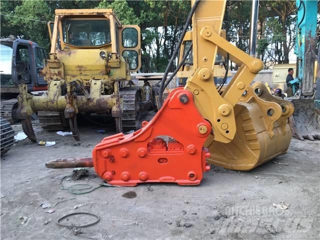 CAT 325 C Гусеничні екскаватори
