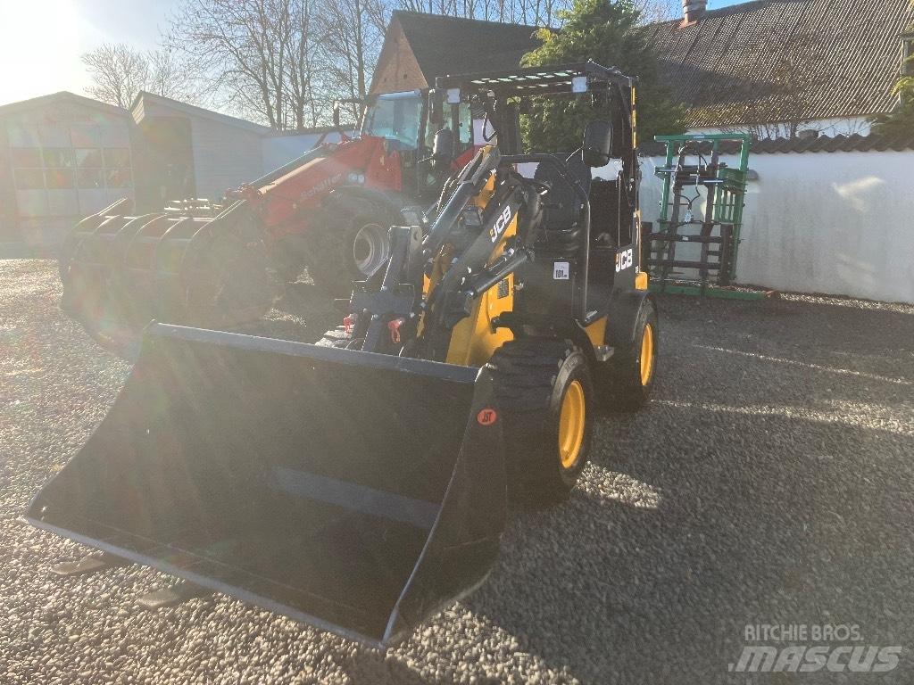 JCB 403 Міні-навантажувачі