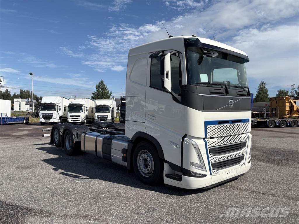 Volvo FH460 6x2 Шасі з кабіною