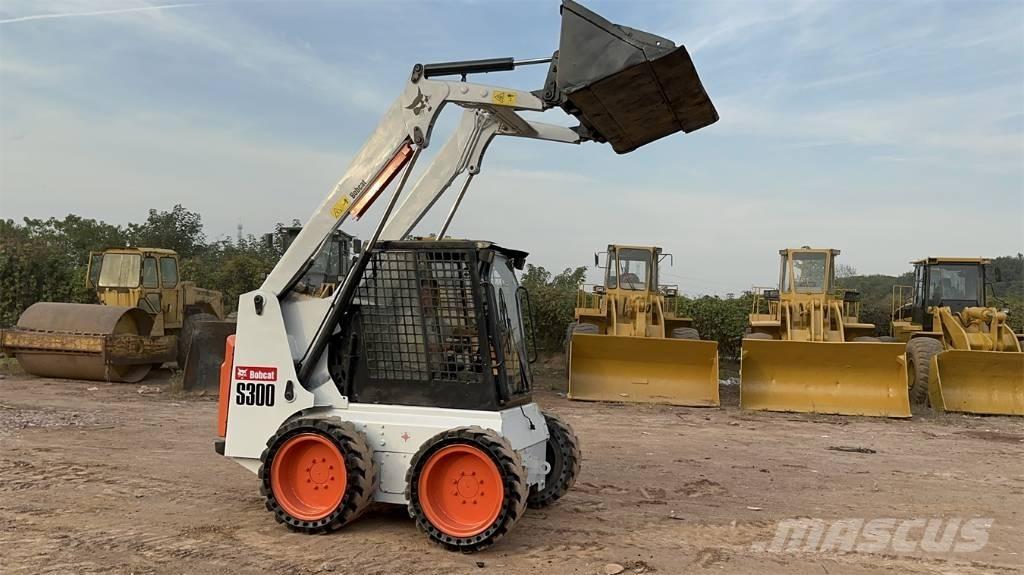 Bobcat S 300 Міні-навантажувачі