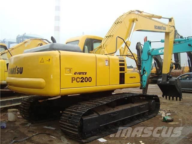 Komatsu PC 200 Гусеничні екскаватори