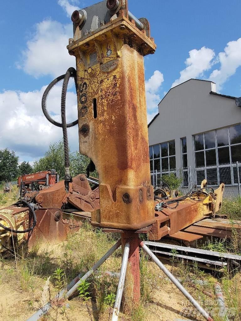 Soosan SB-130-TS-P Плуги