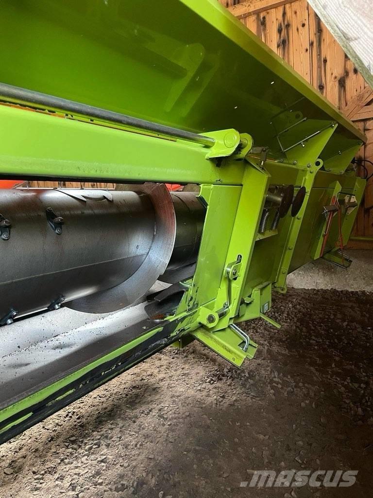 CLAAS V 750 Жатки