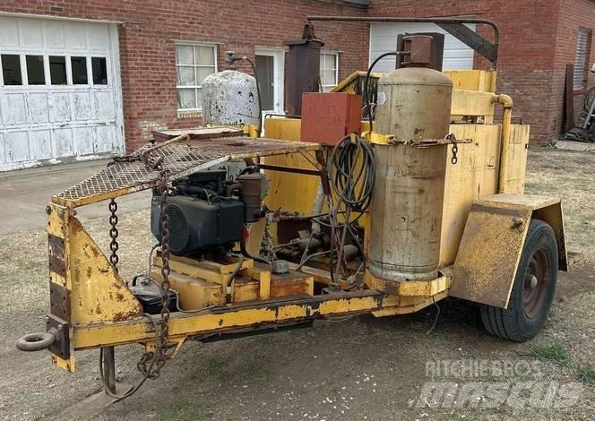 Cimline 200 Melter Автогудронатори