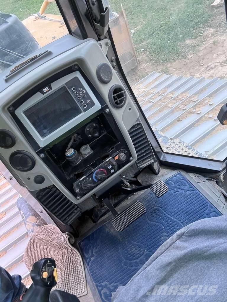 CAT D 6 N LGP Гусеничні бульдозери