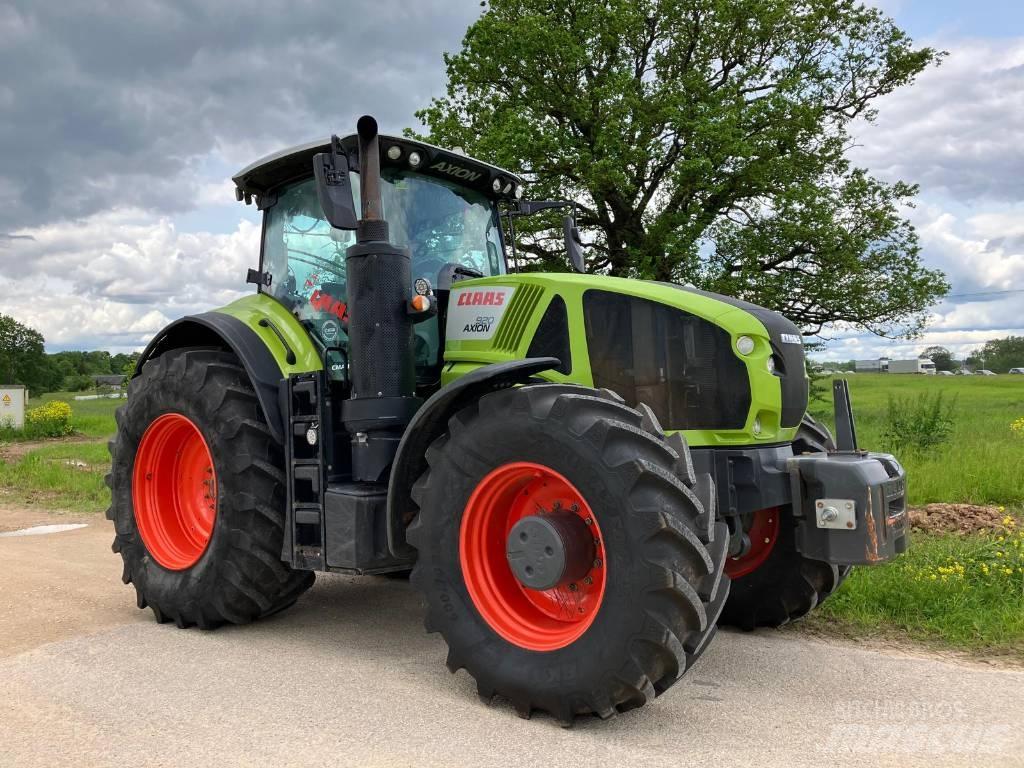 CLAAS Axion 920 Трактори