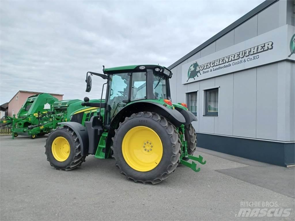 John Deere 6120M Трактори