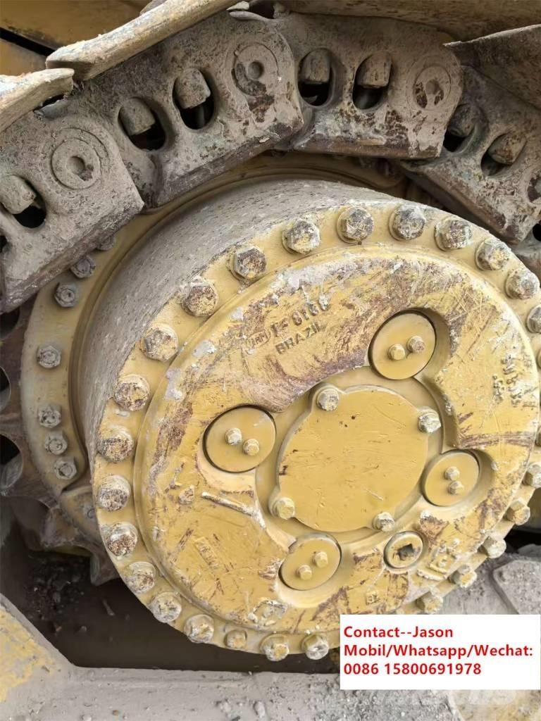 CAT D 8 T Гусеничні бульдозери