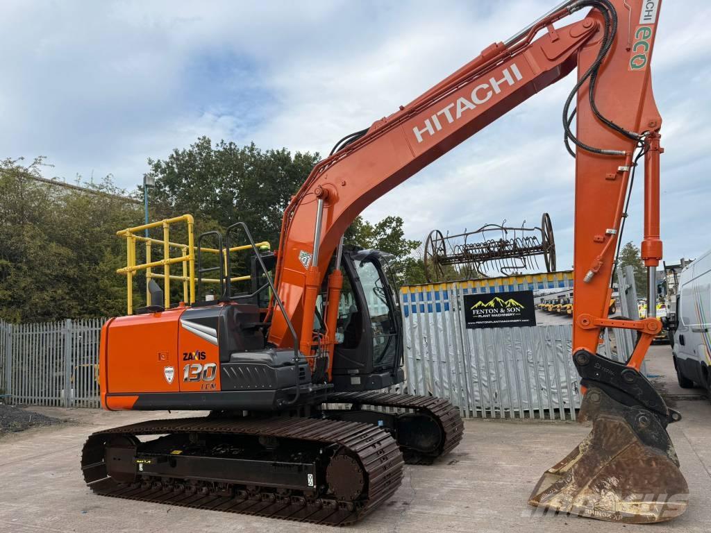 Hitachi ZX 130-7 Гусеничні екскаватори