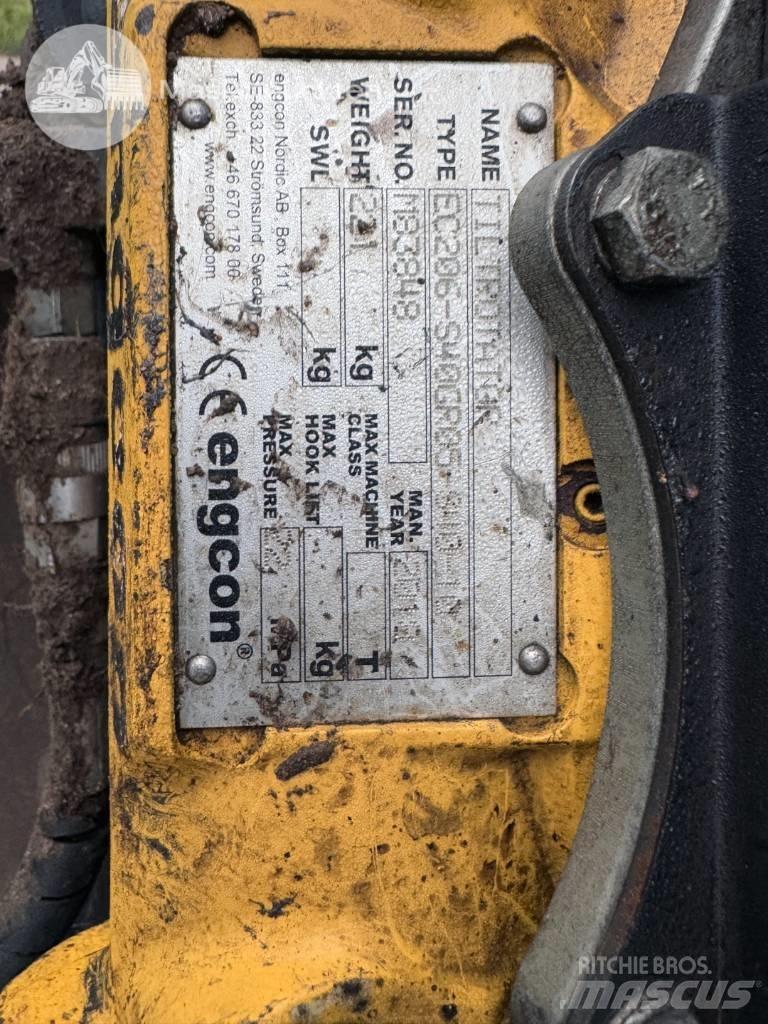 Wacker Neuson 6503 Колісні екскаватори