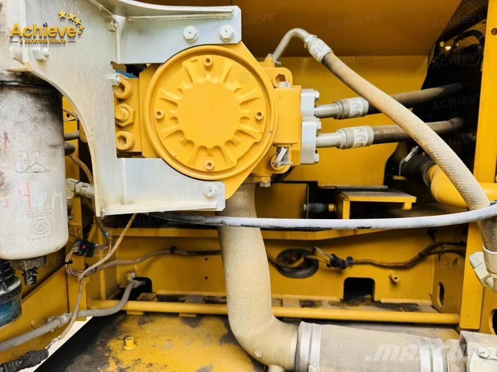 CAT 326GC Гусеничні екскаватори