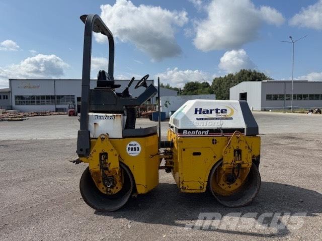 Benford TVH 1200 Котки тротуарні