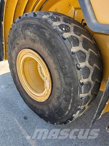 CAT 962 H Фронтальні навантажувачі
