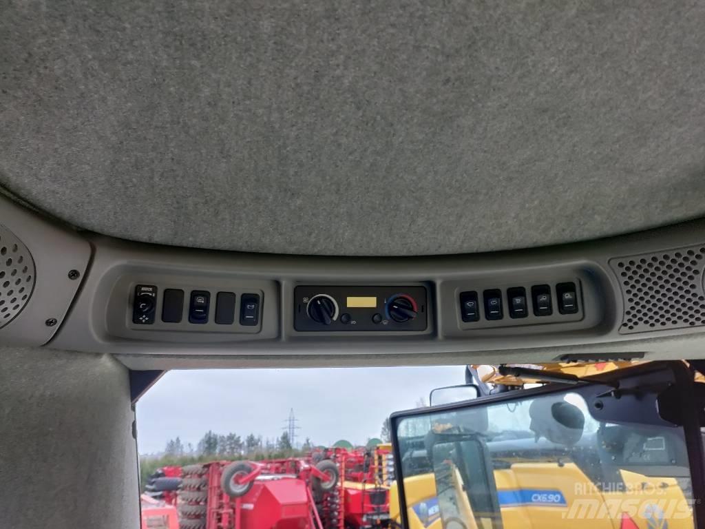 New Holland CX 8090 Зернозбиральні комбайни