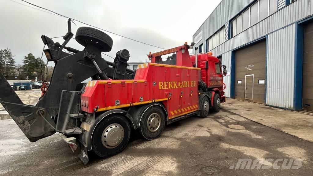 Scania P93 8X2 Евакуатори