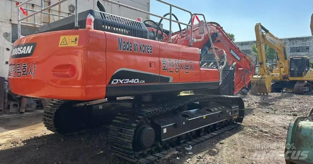 Doosan DX340 Гусеничні екскаватори