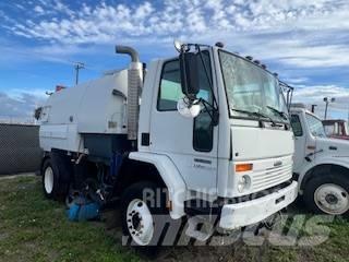 Freightliner FC 80 Прибиральні машини