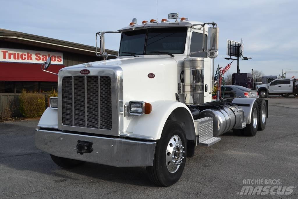 Peterbilt 367 Тягачі
