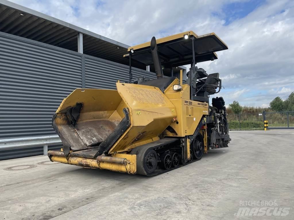CAT AP555F Асфальтовкладачі