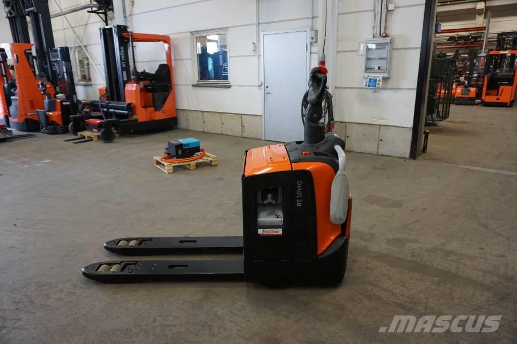 Toyota LPE220 Візки для перевезення піддонів